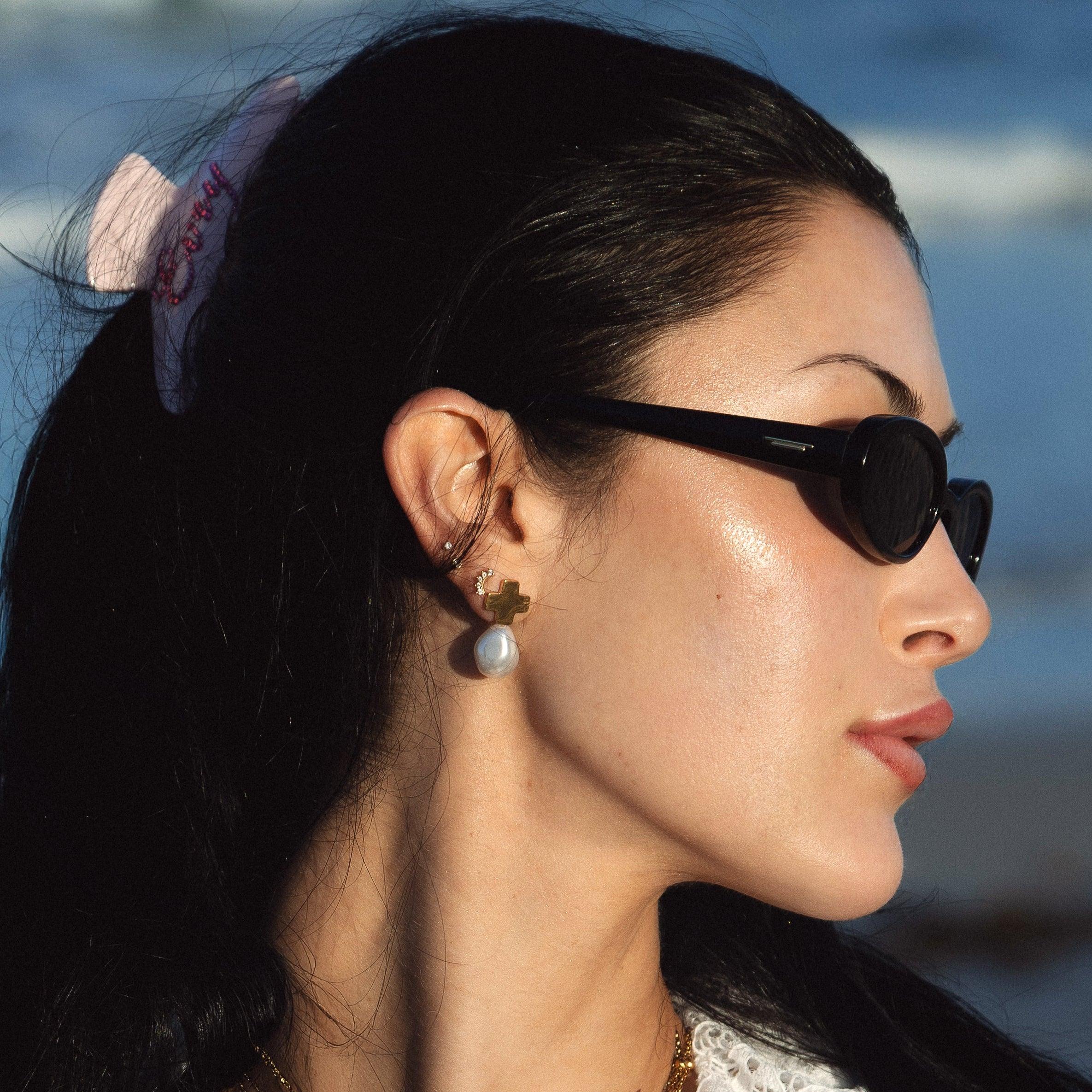 Gracie Pearl Earrings