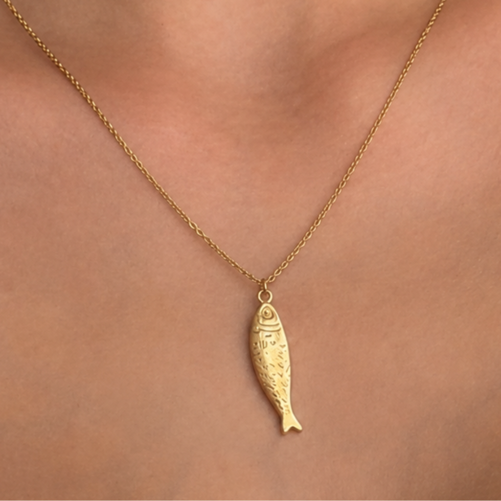 Salty Babe Necklace - EVRYJEWELS