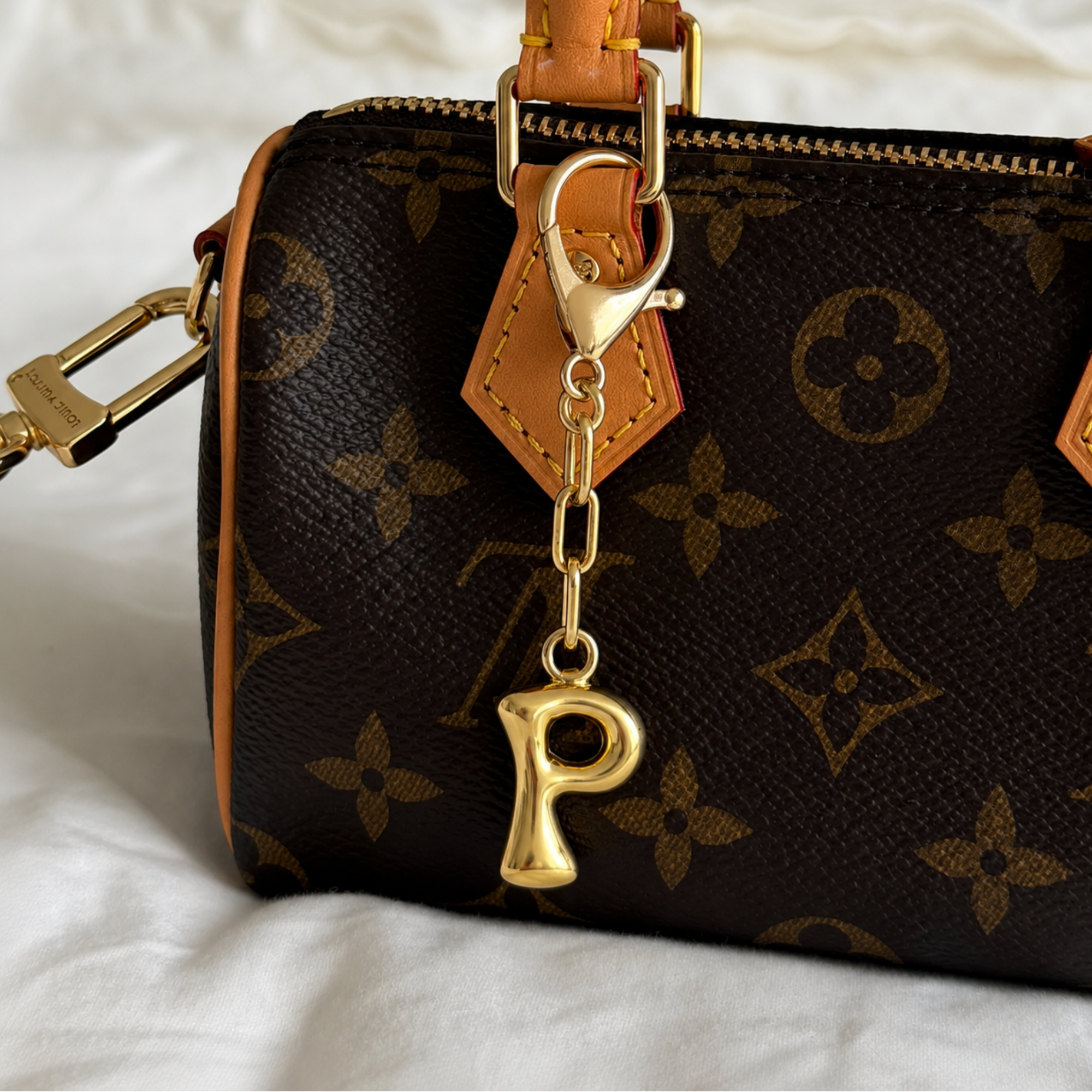 Love Yourself Bag Charm - EVRYJEWELS